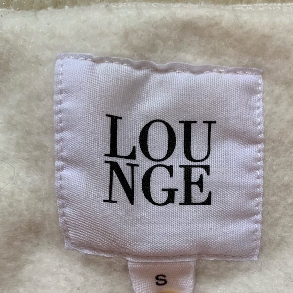LOUNGE Two-Piece Lounge Set, cream.
Great Condition! Price reduced - Picture 4 of 4